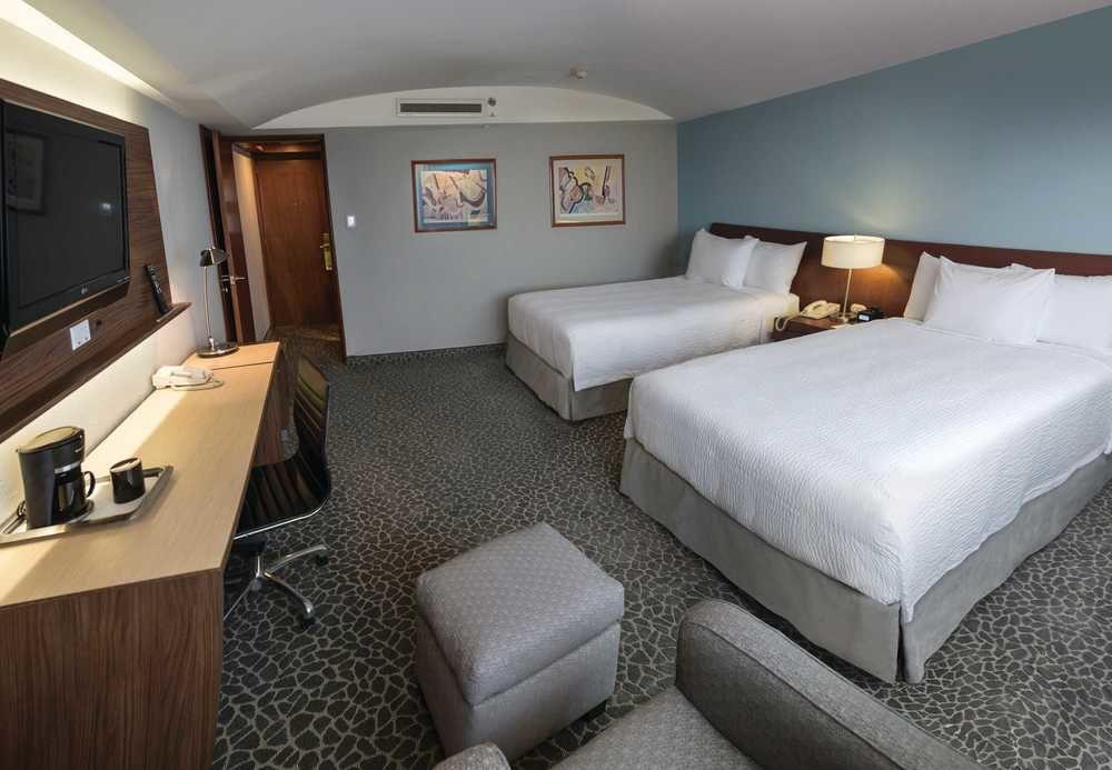 Courtyard By Marriott Mexico City Revolucion Exterior photo